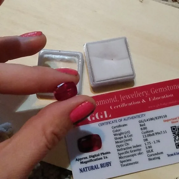 Natural ruby - Picture 3 of 5